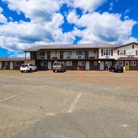 Berry Mills Atlantic Motel מראה חיצוני תמונה