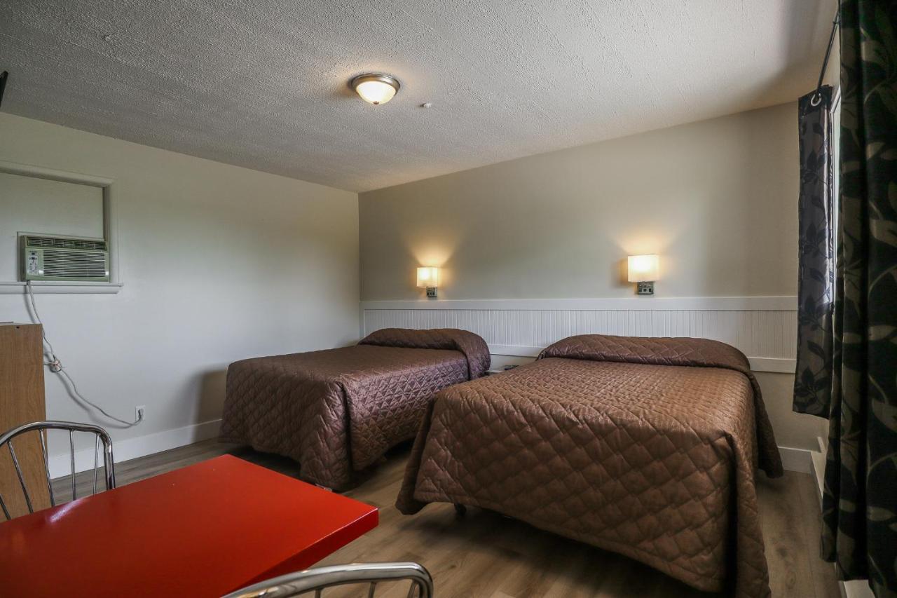 Berry Mills Atlantic Motel מראה חיצוני תמונה